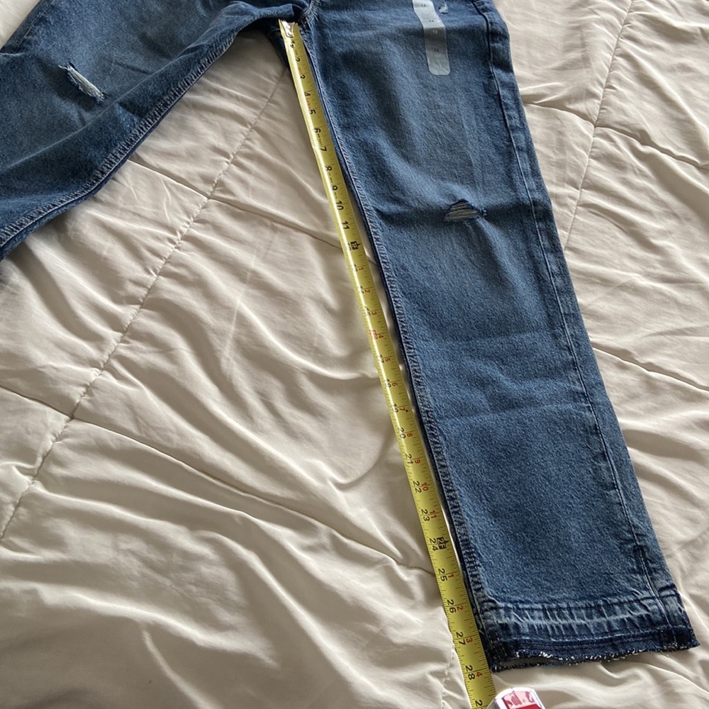 NWT Gap Mid-Rise Side Vent Hem Distressed 90s Loose Straight Leg Jeans - Picture 13 of 14